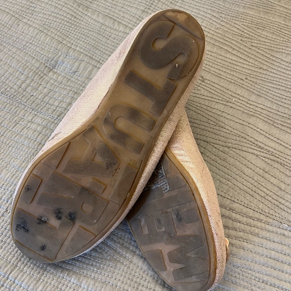 Stuart Weitzman - Picture 2 of 4